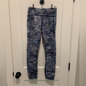 InMovement Lululemon leggings